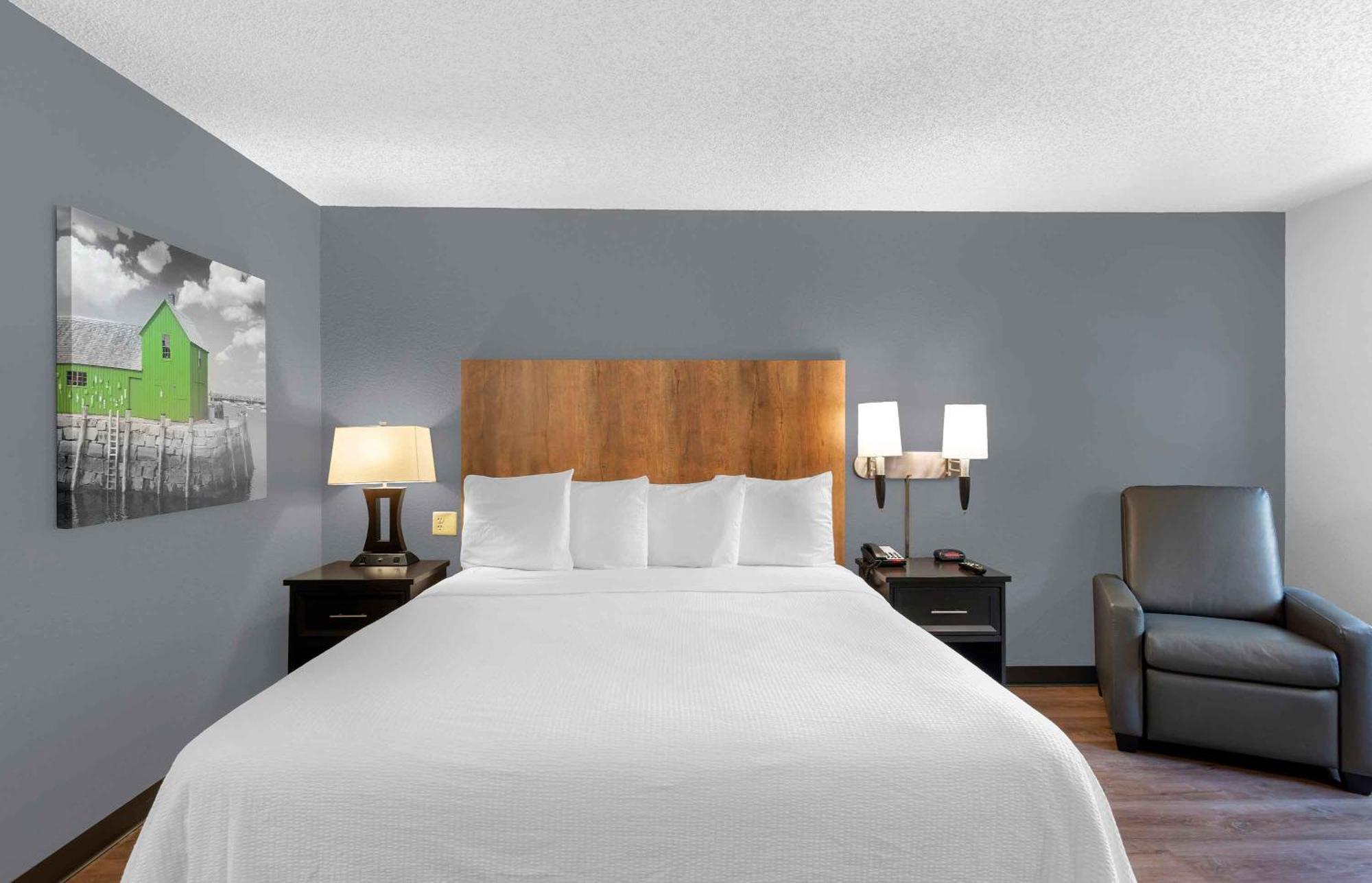 Extended Stay America Premier Suites - Fort Myers - Airport Exterior photo